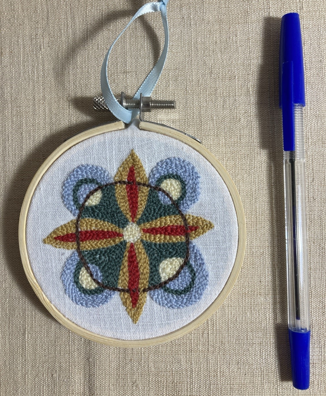 ornement punchneedle1